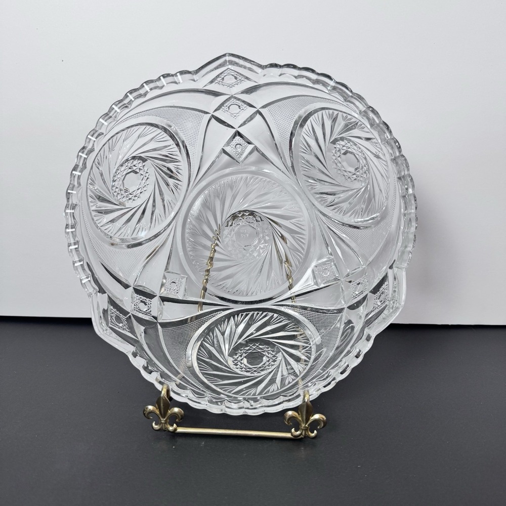 Vintage McKee Glass Aztec Clear Prescut Bowl W Spinning Star Pinwheel Design